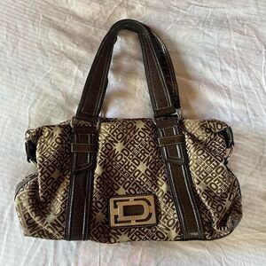 House of Dereon brown and tan shoulder bag